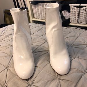 Steve Madden white patent booties